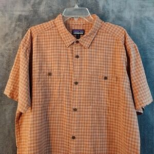 PATAGONIA  Camp Shirt Men's Size 2XL Salmon Chest Button Pockets Short‎ Sleeve